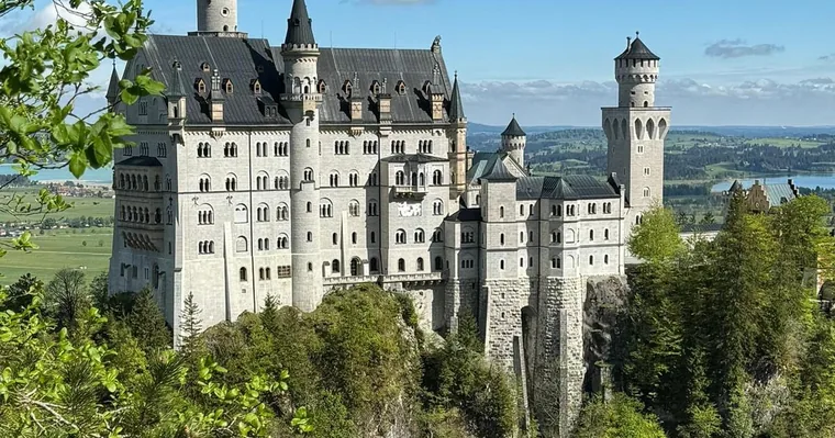 Füssen: Neuschwanstein & Linderhof Palace Day Trip