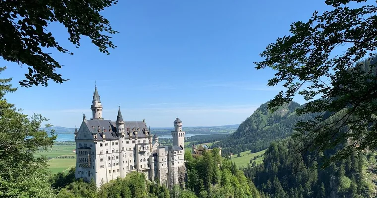 Neuschwanstein Castle, Linderhof Palace & Oberammergau Trip
